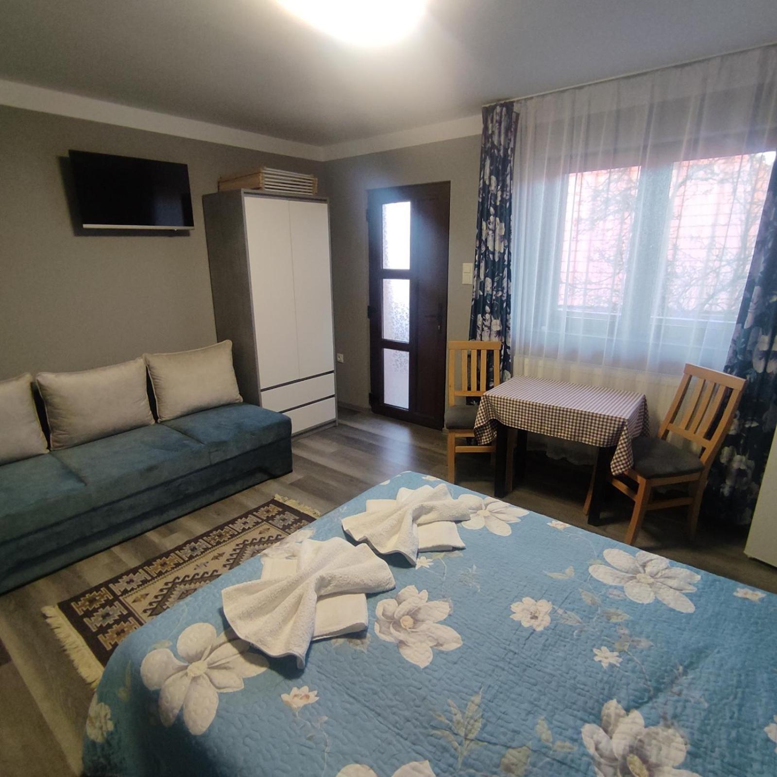 Kovács Guesthouse Praid Esterno foto