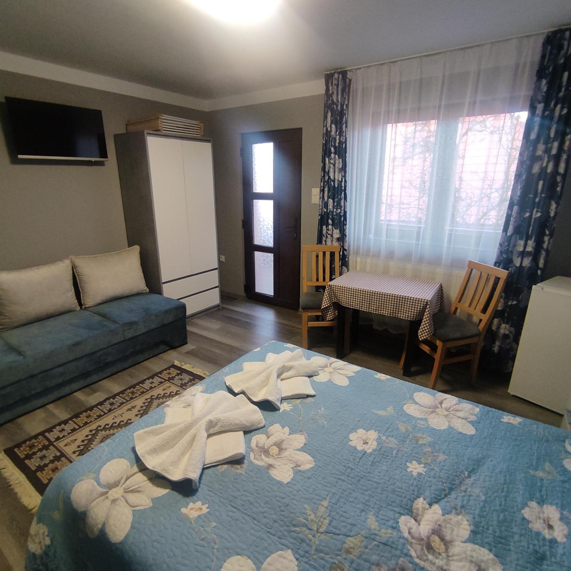 Kovács Guesthouse Praid Esterno foto