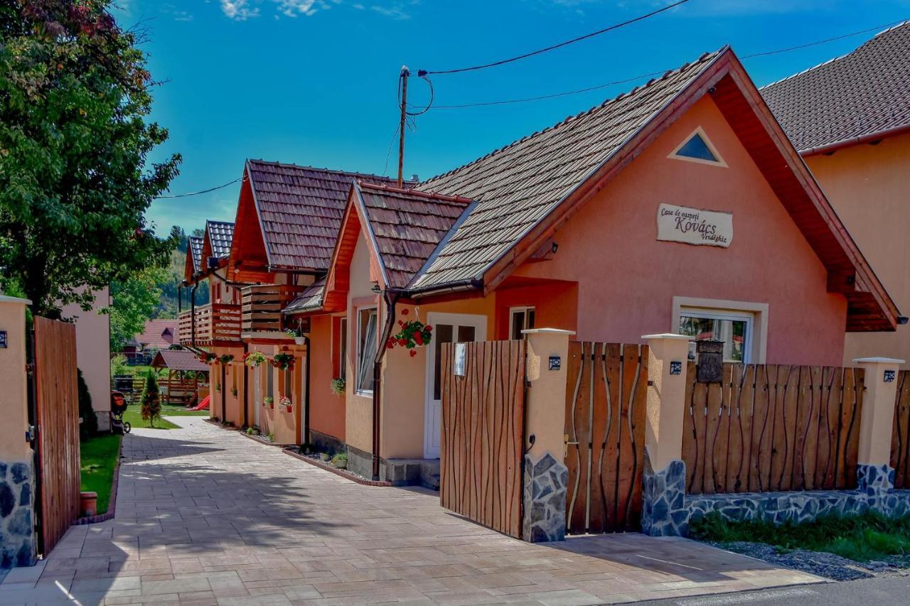 Kovács Guesthouse Praid Esterno foto