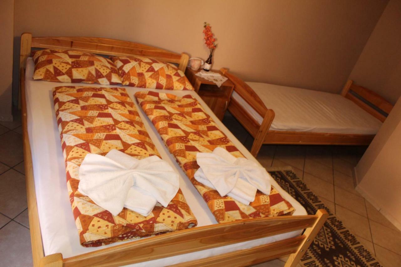 Kovács Guesthouse Praid Esterno foto