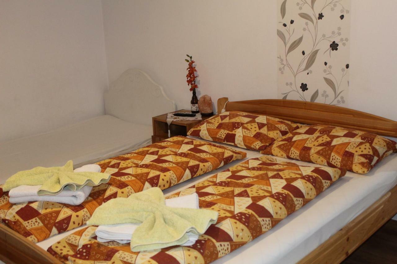 Kovács Guesthouse Praid Esterno foto