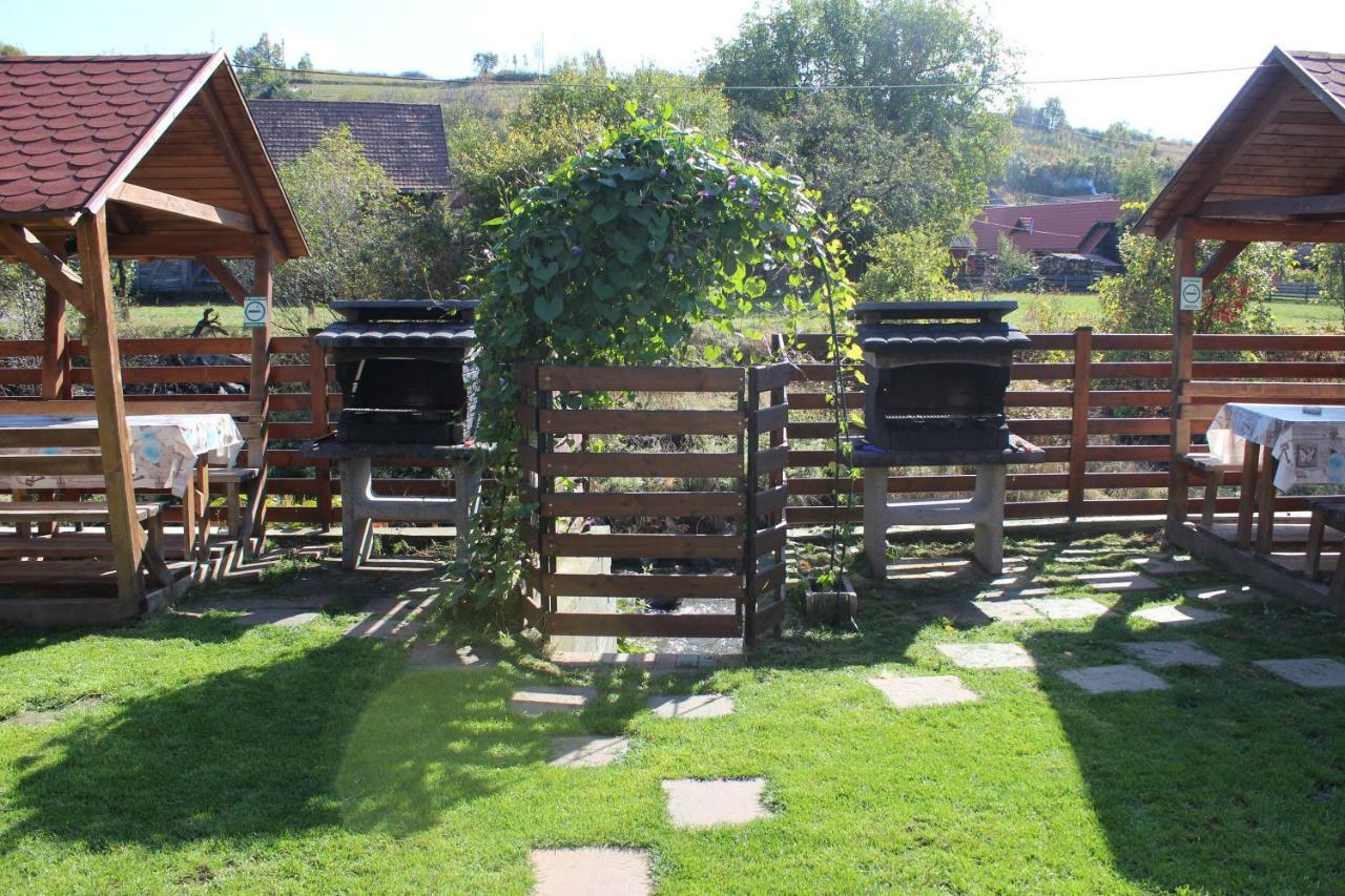 Kovács Guesthouse Praid Esterno foto